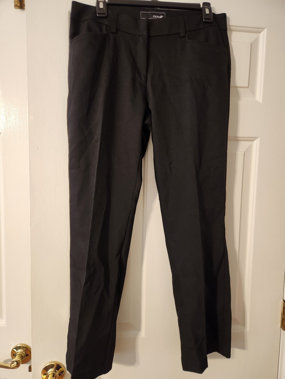 Oobe Women's Black Straight Leg Dress Trousers Pants Flat Front, Size 8 /29